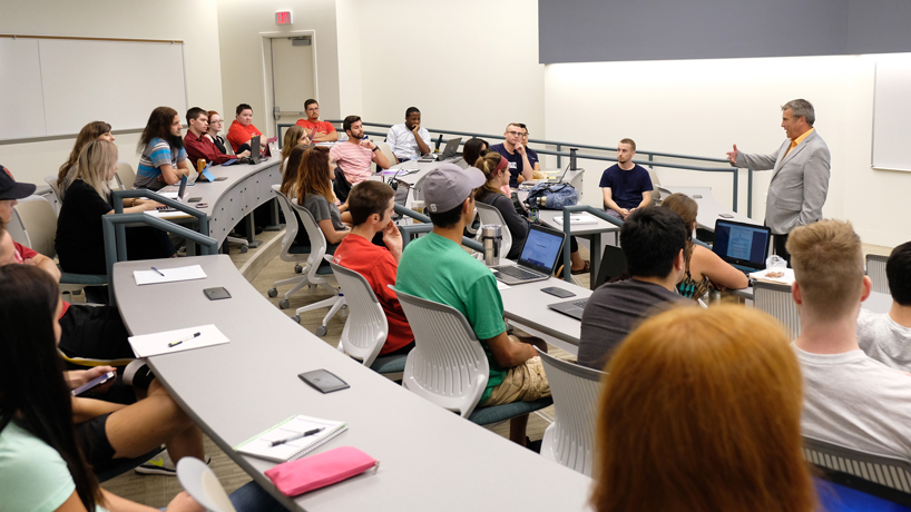 Business, EIC Classroom Photo